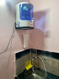 Fully Equipped 2BHK Home AC bed room First floor - Ameerpet - 4