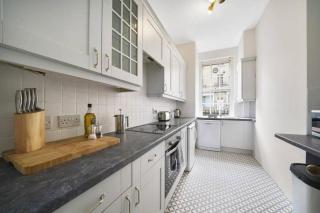 The Exquisite Gem of Central Bath - Sleeps 8 - Bath - 4