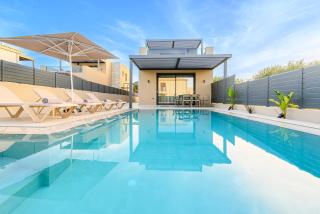 Petrus Luxury Villas in Old Hersonissos - 3 Bedrooms & 3 Bathrooms - Chersónissos - 6