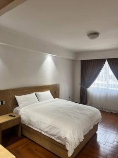 Iconic Coworking Hotel - 3