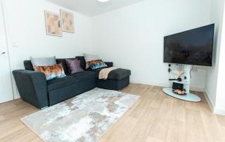 Nay Apartment Two-Bedroom Appt in Coventry - Longford - 1