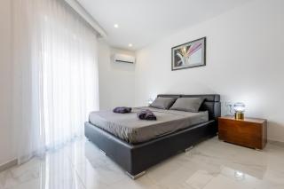 Spacious, Bright&Terrace Views Home by QuickTips - Baħar iċ-Ċagħaq - 5