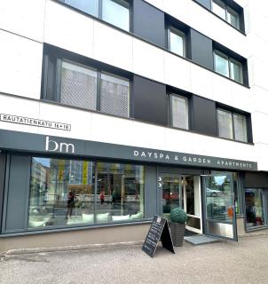 Uniikki keskustahuoneisto pihaterassilla, bm Garden Apartments no1, free parking - Lahti - 9