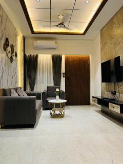 The Divine Villa ! - 0