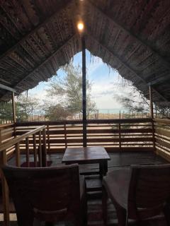 Sand Dune Beach Resort & Surf Camp - Baía de Arugam - 4