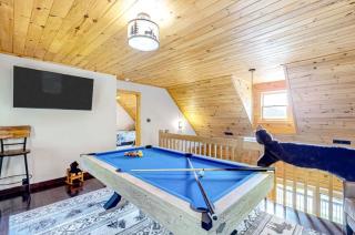 Grandpa John Cabin - Hot Tub, Game Room - Sugar Grove - 0