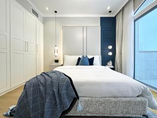 Elegant 2BR Plus Guest Room Stay with Designer Interior - 9