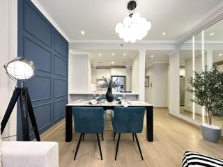 Elegant 2BR Plus Guest Room Stay with Designer Interior - 5