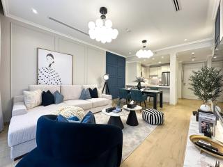 Elegant 2BR Plus Guest Room Stay with Designer Interior - 2