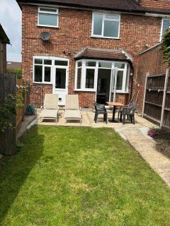 An inviting, spacious and bright 3 bed house - Hendon - 7