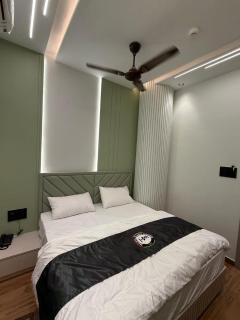 Hotel Maxus - Surat - 4
