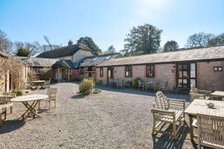 Berehayes Cottages - 8