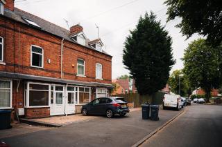 Stylish & Well Equipped Modern Home - Birmingham - 8