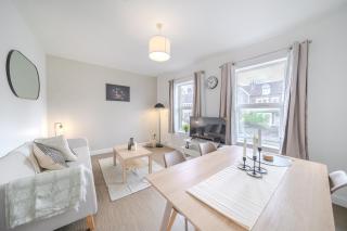 351B Fishponds Road - Bristol - 0