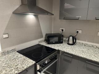 Pinnacle Row Elegance Escape - Muscat - 3