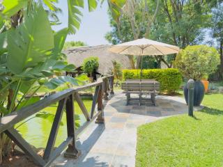 Orange Grove Guest House - Gaborone - 3
