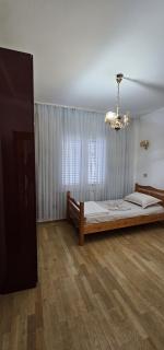 i hostel - Tirana - 1