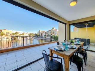 Family-Friendly Home with Ample Space - Cidade Do Cabo - 0