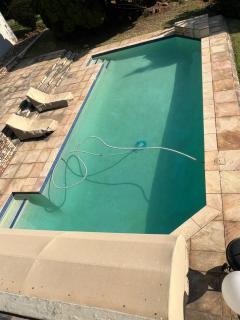 460 on Queen Cresent - 5