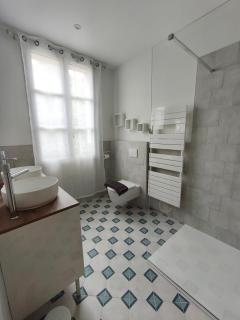 Chambre d'hôtes villa Adoya dans les remparts, piscine, ascenseur - Aigues-Mortes - 4