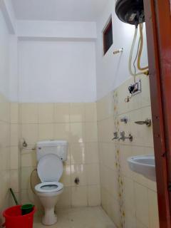 Hotel Yamdagni Rishi - Barkot - 9