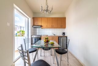 Seaside Studio with View in the Heart of city - Limenas Chersonisou - 2