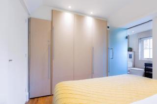 Beautiful One Bedroom Apartment in Soho - London - 2