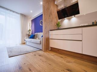 AlpenLuxus presents DESIGN LODGE - terrace & car park - Kramsach - 5