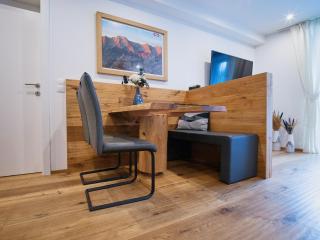 AlpenLuxus presents DESIGN LODGE - terrace & car park - Kramsach - 1