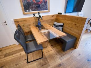 AlpenLuxus presents DESIGN LODGE - terrace & car park - Kramsach - 2