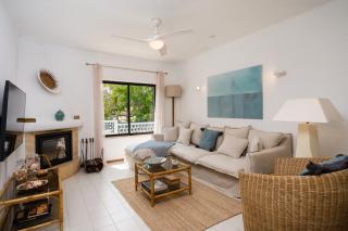 Clifftop Beach Stay - Pool, Private Terrace, Garden & Paddle Boards - Porches - 2
