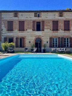 la roulotte dépote - Monbéqui - 0