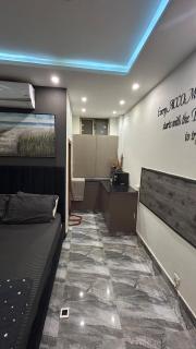 Luxury Upscale Furnished Studio - Rawalpindi - 2