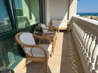Miramar palace 615S - 9