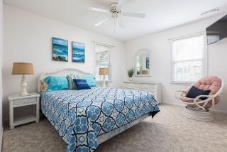 5 Min Walk to Nags Head Beach and Centrally Located - Nags Head - 4