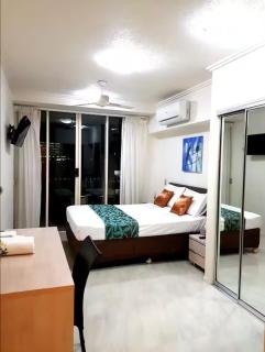 Park Regis Units Renew Best CBD, Top Value New Tile Floor - Cairns - 6