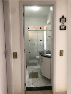 Quarto de casal em apartamento central na Tríplice Fronteira - Foz do Iguaçu - 6