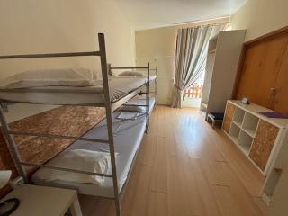 Garden Hostel - Aradas - 9
