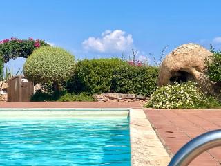 Depandance con Piscina - Punta Molara - 8