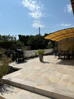 Villa de caractères,piscine, vue sur le luberon,3 chambres - 2