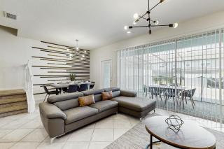 The Oakmoss Haven - 5