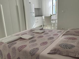 Stylish One bedroom apartment - Durazzo - 0