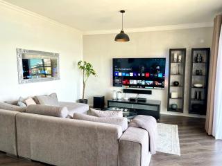 Top Location - 2BR Seafront & Steps from Ferry by ArcoBnb - Sliema - 6