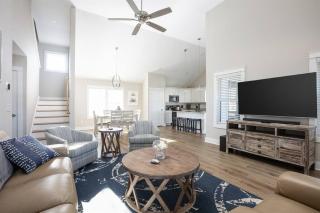 Rum-DCA 600 ft to Beach with Hot Tub and Backyard - Nags Head - 9