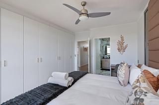 8 Sleeper Luxury Duplex Penthouse - 9