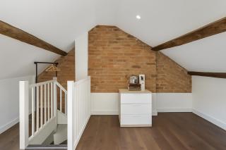 2 Bed King Suite, Leeds City Centre - Central Station - 5