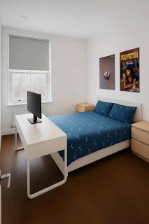 2 Bed King Suite, Leeds City Centre - Central Station - 4