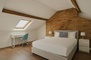2 Bed King Suite, Leeds City Centre - Central Station - 2