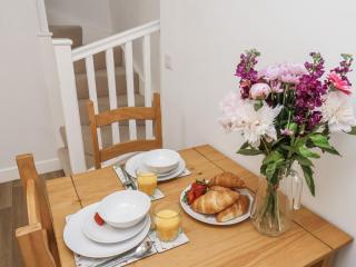 96 Church Street - Guisborough - 2