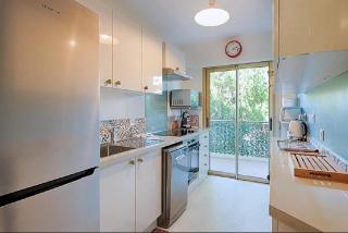 LE CARDIFF avec grand balcon, piscine et parking, un fabuleux appartement familial en basse Californie - 2